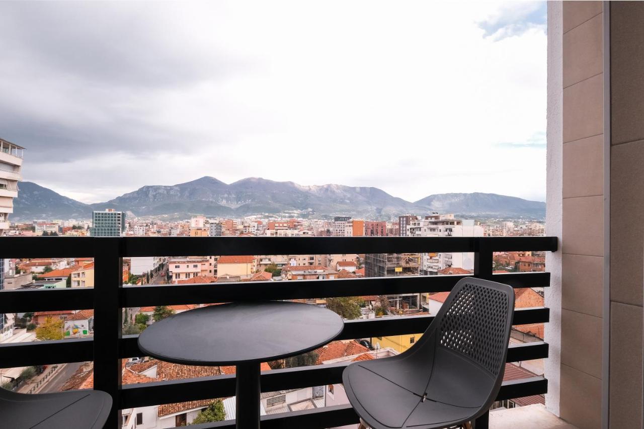 Two Steps Apartments 2 Tirana Exterior foto